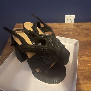 Nine West Black Heels with Elegant Cut-Out Design